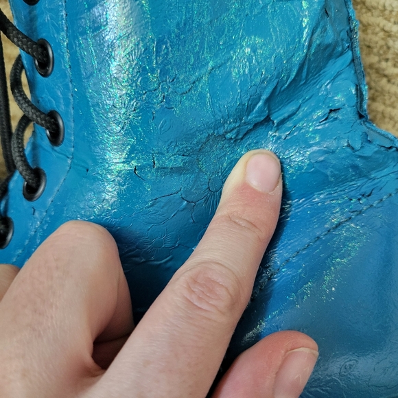 Y2K turquoise leather flower embossed Pascal combat boot dr martens docs htf - Picture 13 of 16